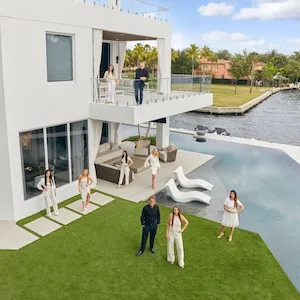 Elmes Group, Agent in  - Compass