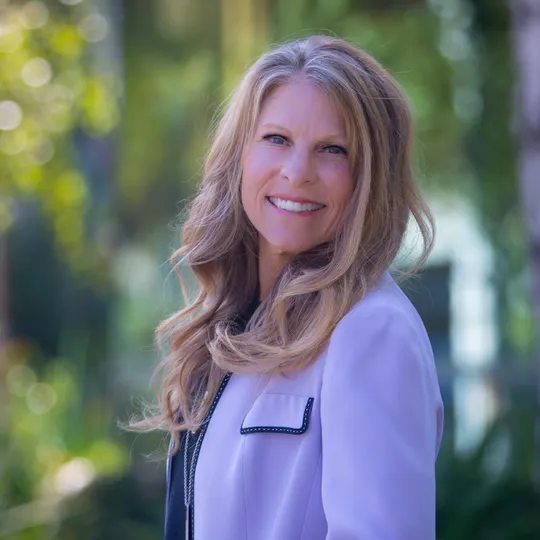 Debbie Stone Lowry, Agent in  - Compass