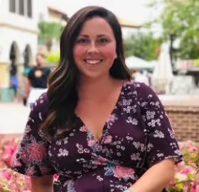 Sarah Livingston, Agent in  - Compass