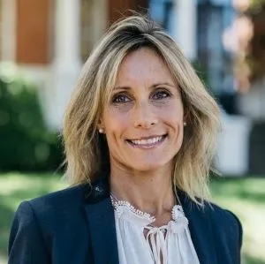 Aimee Astarita, Agent in  - Compass