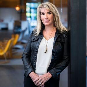 Headshot of Susan DeVine