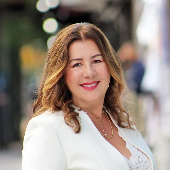 Mitria Di Giacomo, Agent in  - Compass