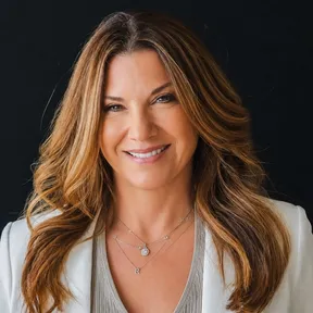 Robyn Schatz