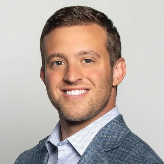 Justin Freedman, Agent in  - Compass