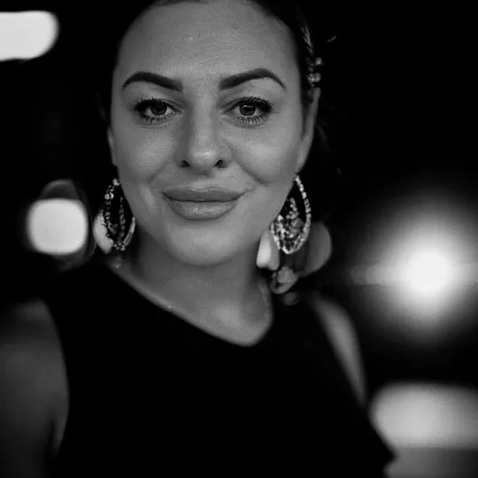 Lana Marjanovic, Agent in  - Compass