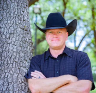 Alan Herold, Agent in  - Compass