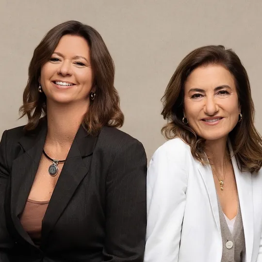 Stephanie Mallios Team, Agent in  - Compass