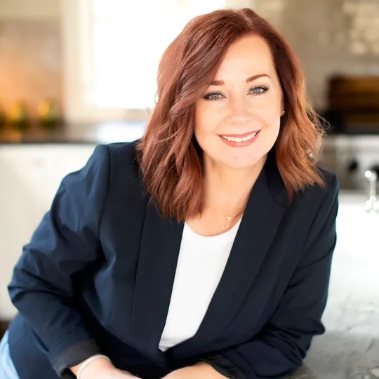 Michelle Londono, Agent in  - Compass