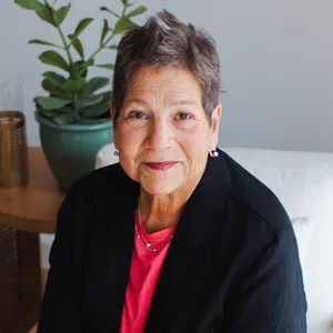 Julie Cahan