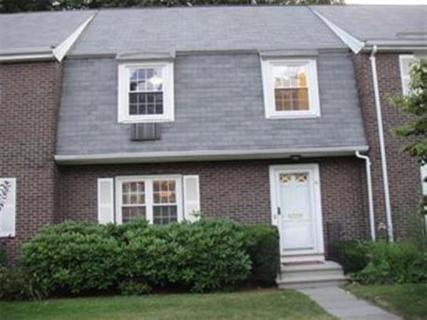 $900,500 | 6 Townhouse Drive, Unit 6 | Newton