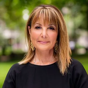 Mary Genovese Colvin, Agent in  - Compass