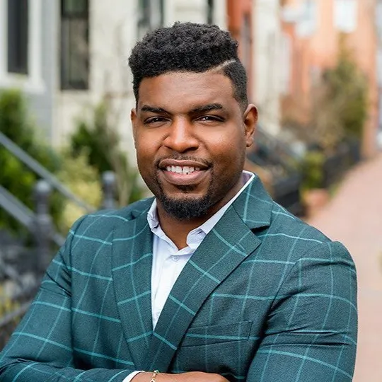 Wiley Brown, Agent in  - Compass