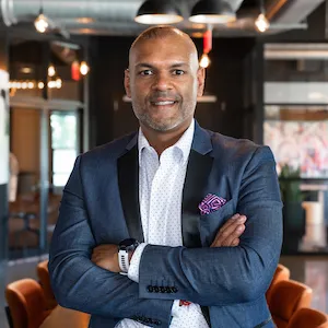 Amit Shah, Agent in  - Compass