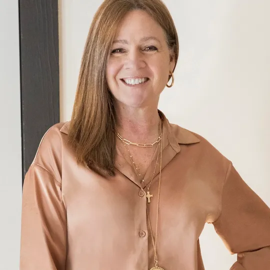 Diane Mollica, Agent in  - Compass