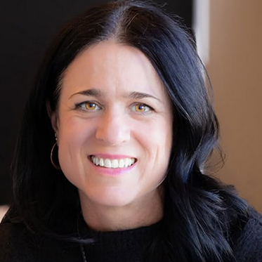 Headshot of Darcy Kramer