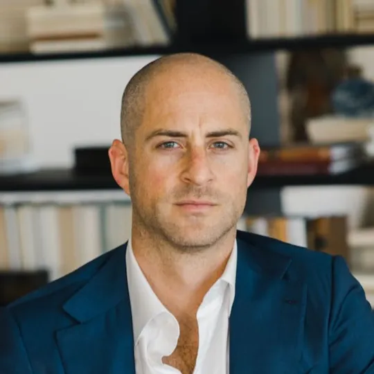 Dan Hechtkopf, Agent in  - Compass