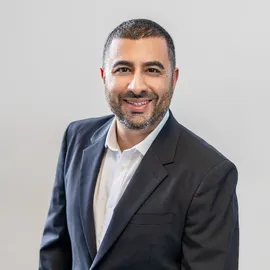 Daniel Assadi, Agent in  - Compass