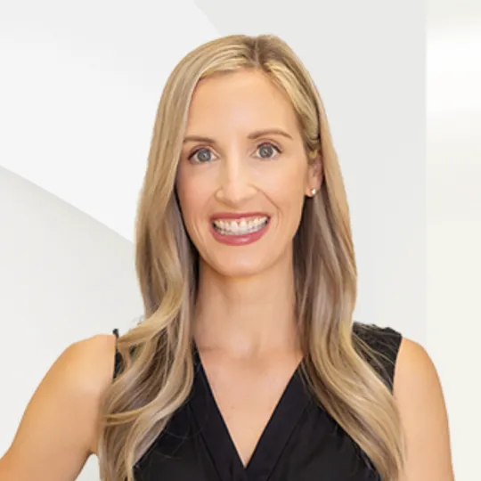 Nadine Marshall, Agent in  - Compass