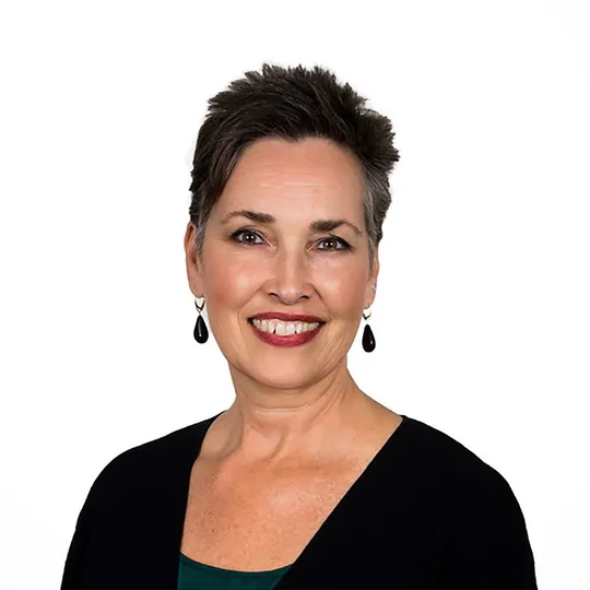 Chara Stuart, Agent in  - Compass