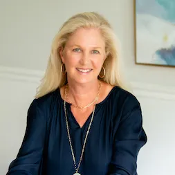 Patti Neave, Agent in  - Compass