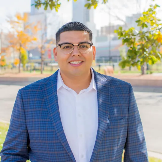 Abraham Barrera, Agent in  - Compass