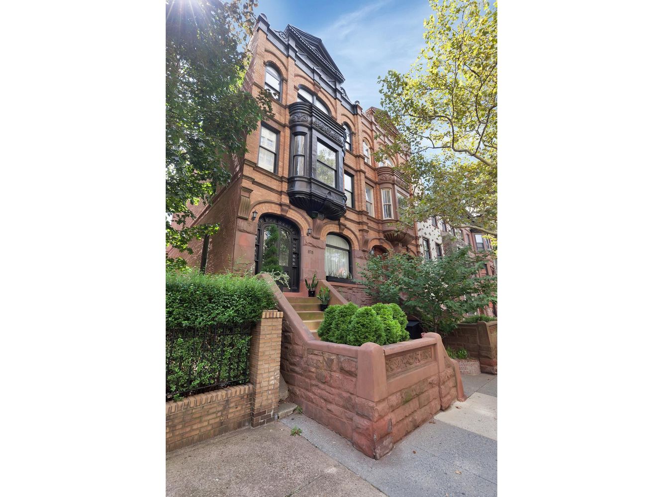 Photo of 878 President St