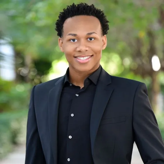 Willie Donell, Agent in  - Compass