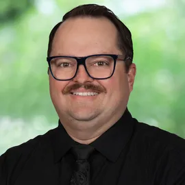 Bobby Tyler, Agent in  - Compass