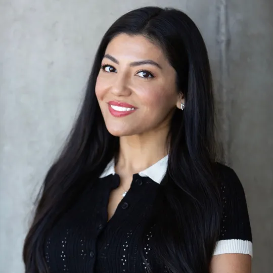 Sahar Pezeshki, Agent in  - Compass