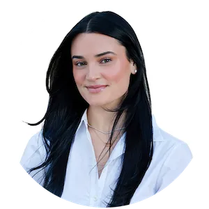 Cali Kaufman, Agent in  - Compass