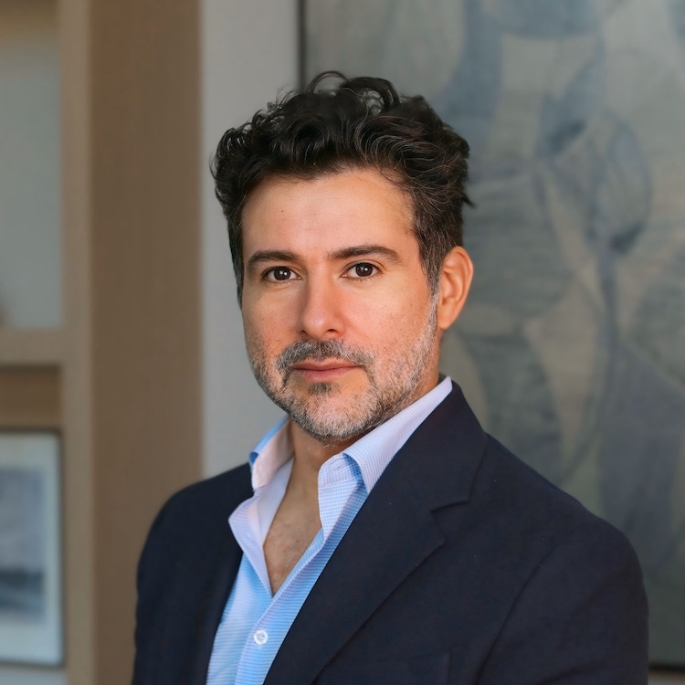 Headshot of Angel Duvon