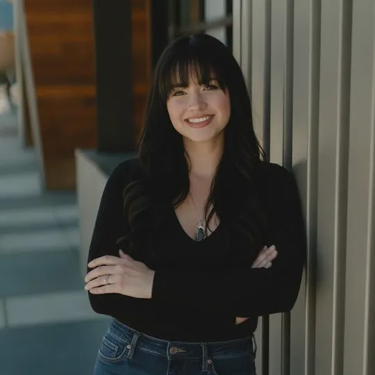 Cynthia Stuart, Agent in  - Compass