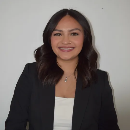 Sara Garza, Agent in  - Compass