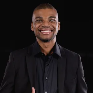 Kendall Clay, Agent in  - Compass