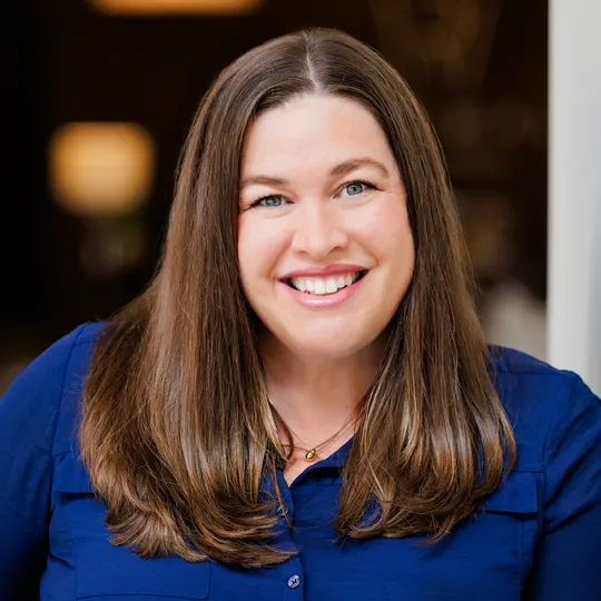 Carly Tesar, Agent in  - Compass