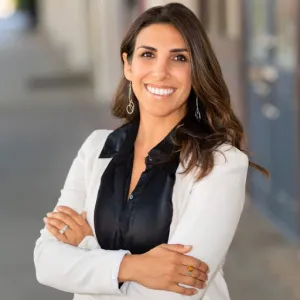 Tristan Messer, Agent in  - Compass