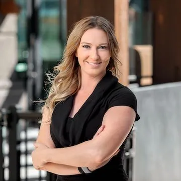 Kelly Turk, Agent in  - Compass