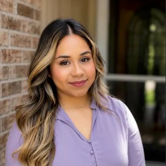Yesi Torres, Agent in  - Compass
