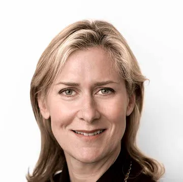 Julie Wurts, Agent in  - Compass