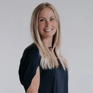 Corissa Johnson, Agent in  - Compass