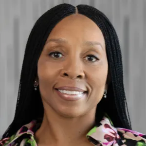 Kelly Edwards, Agent in  - Compass