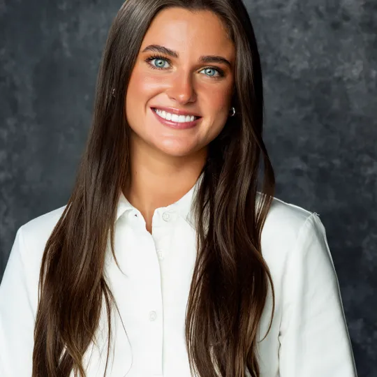 Ava Jones, Agent in  - Compass