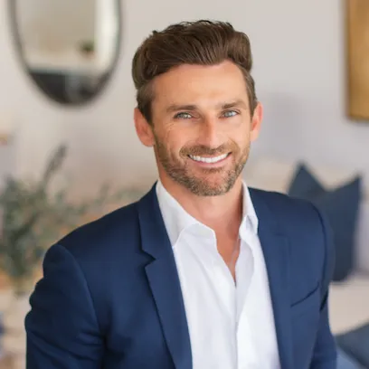 Blair Walsh, Agent in  - Compass