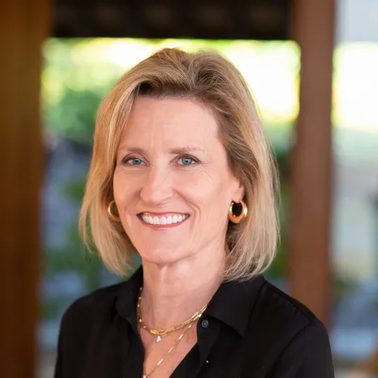 Dana Garrick, Agent in  - Compass