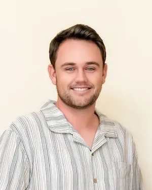 Cody Andrews, Agent in  - Compass