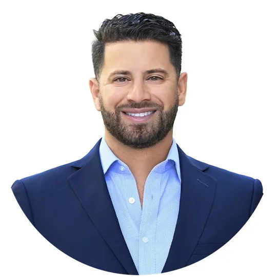 Stefan Segall, Agent in  - Compass