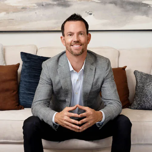 Alan Taylor, Agent in  - Compass