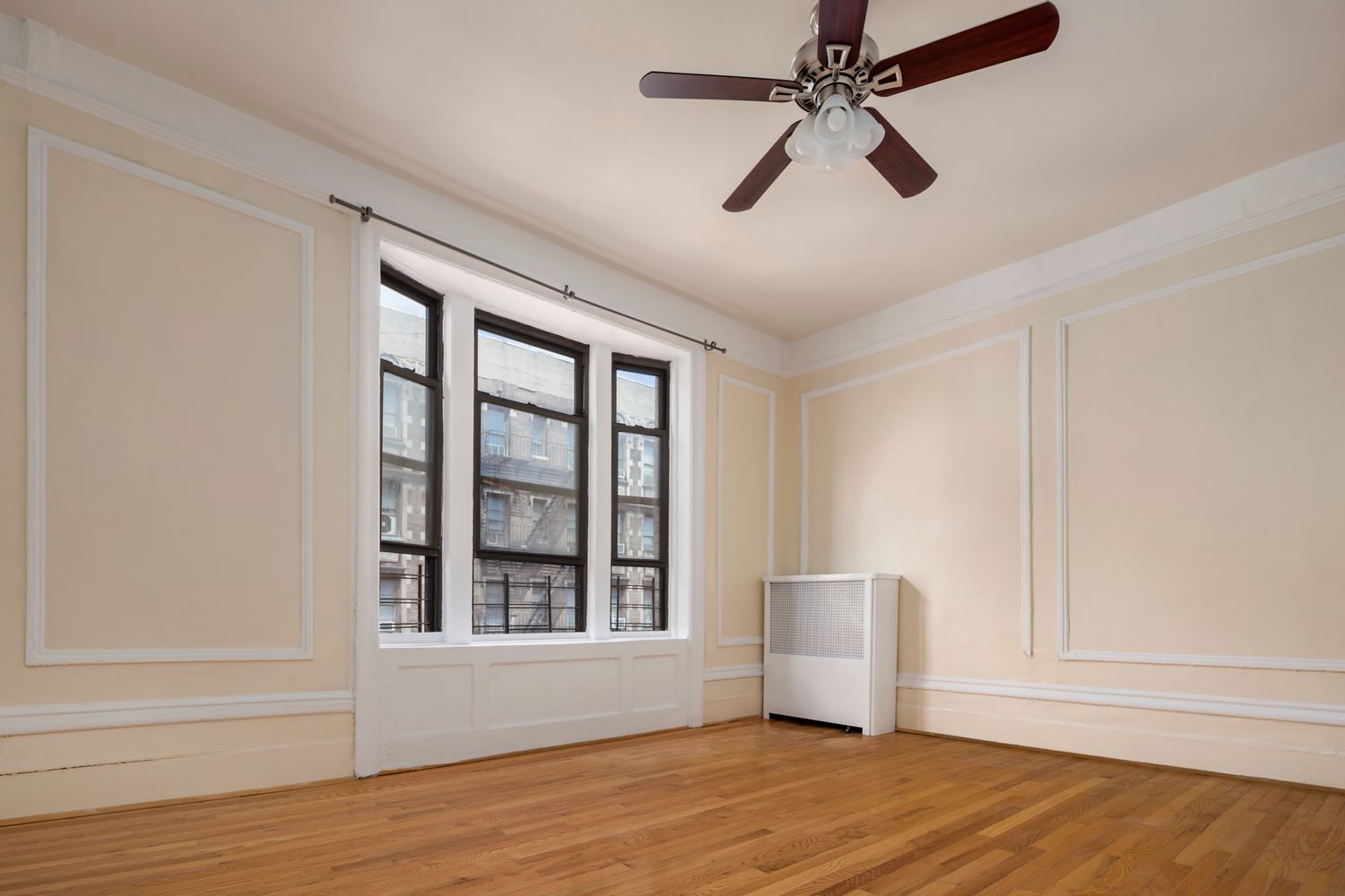 $4,200 | 200 W 109th St, Unit C1 | Upper West Side