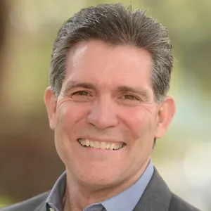 Tom Beck, Agent in  - Compass