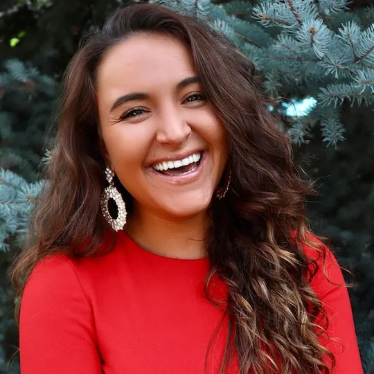 Ashley Efraim, Agent in  - Compass